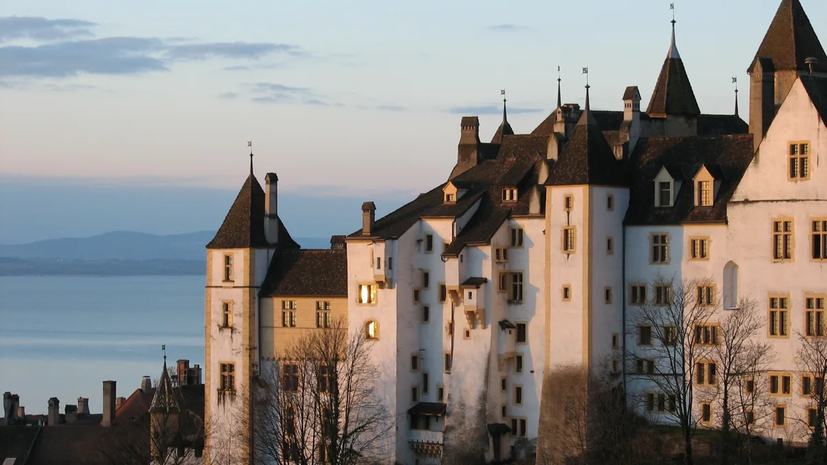Neuenburg – Immobilienmarkt und Regionen auf NAVIMO