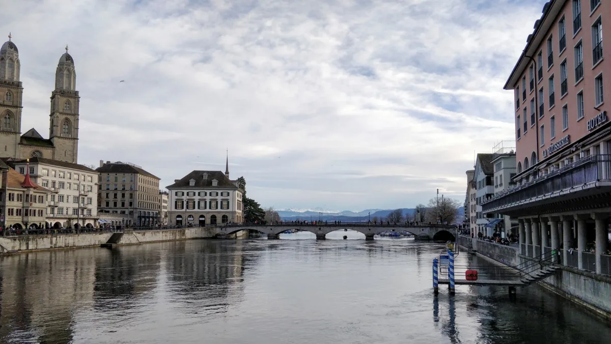 Zürich – Immobilienmarkt und Regionen auf NAVIMO